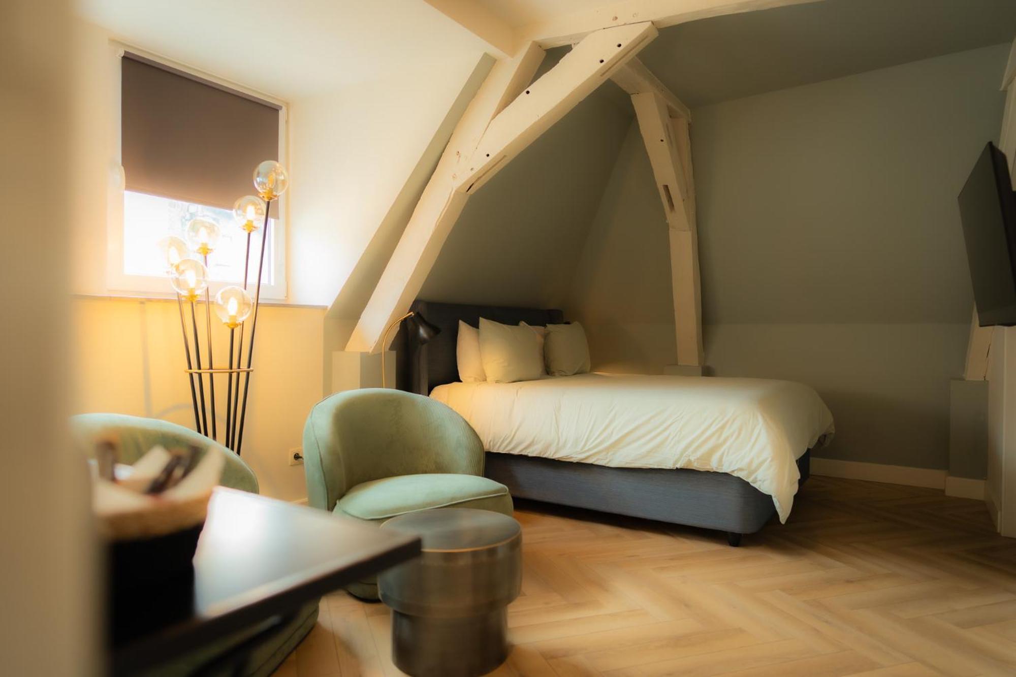 Hotel Grand Place Mons Bagian luar foto