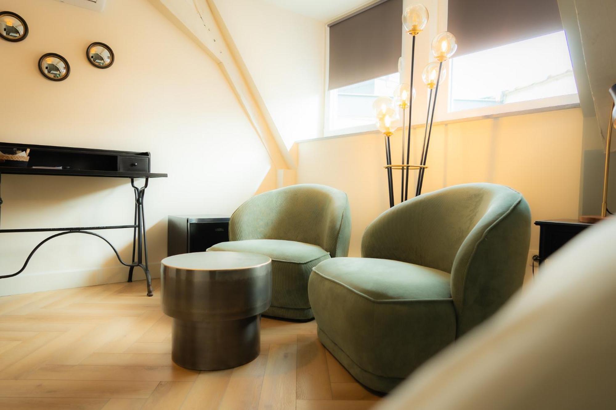 Hotel Grand Place Mons Bagian luar foto
