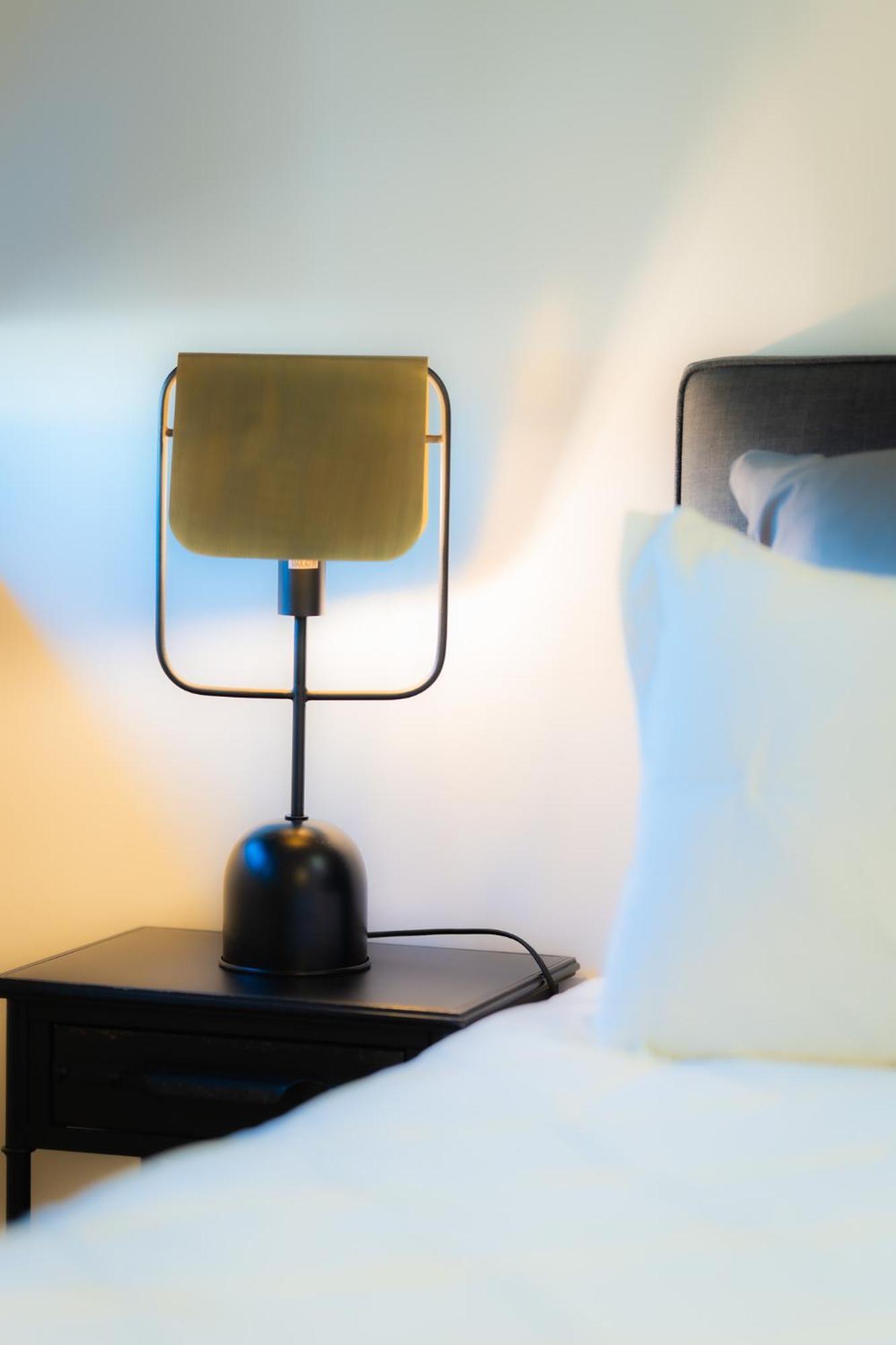 Hotel Grand Place Mons Bagian luar foto